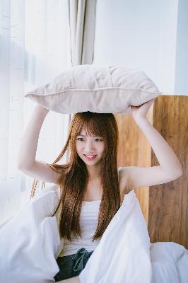 日本适合十八岁以上的护肤品红桃